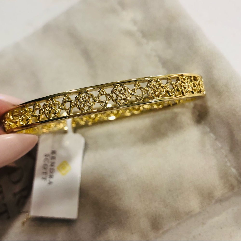 Kendra Scott Gold Kelly Bangle Bracelet - Picture 4 of 5